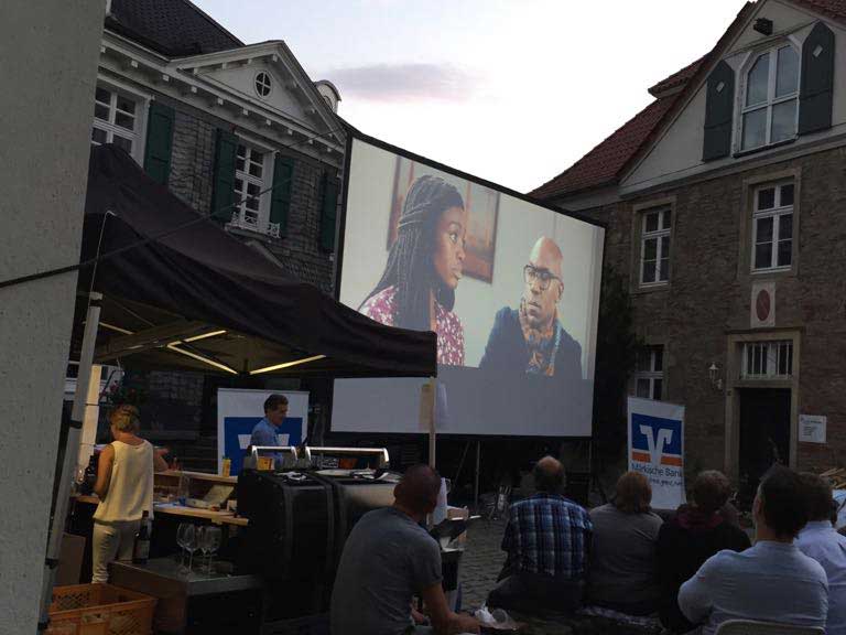Open Air Kino auf dem Stiftsplatz